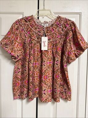 TCEC Pink & Brown Floral Medallion Puff Sleeve Top